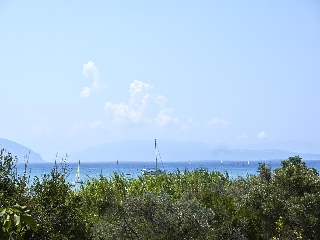 Cosmos Apartments Vasiliki  Exterior photo